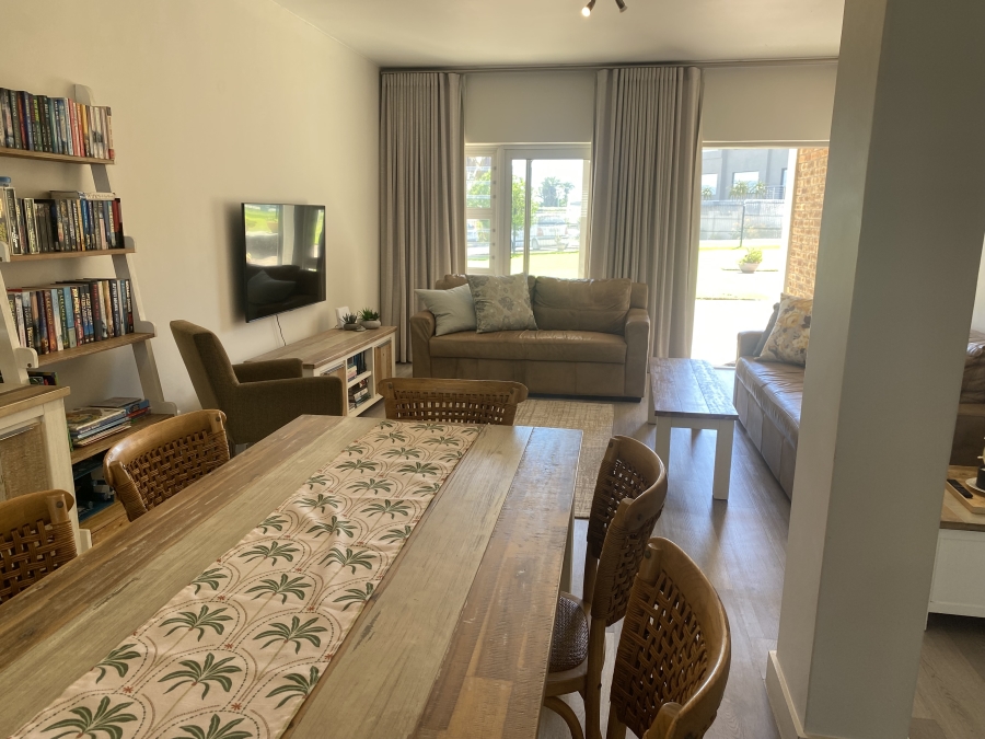 To Let 2 Bedroom Property for Rent in Van Riebeeckstrand Western Cape